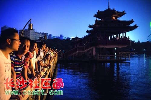 huangj14081235_nEO_IMG.jpg